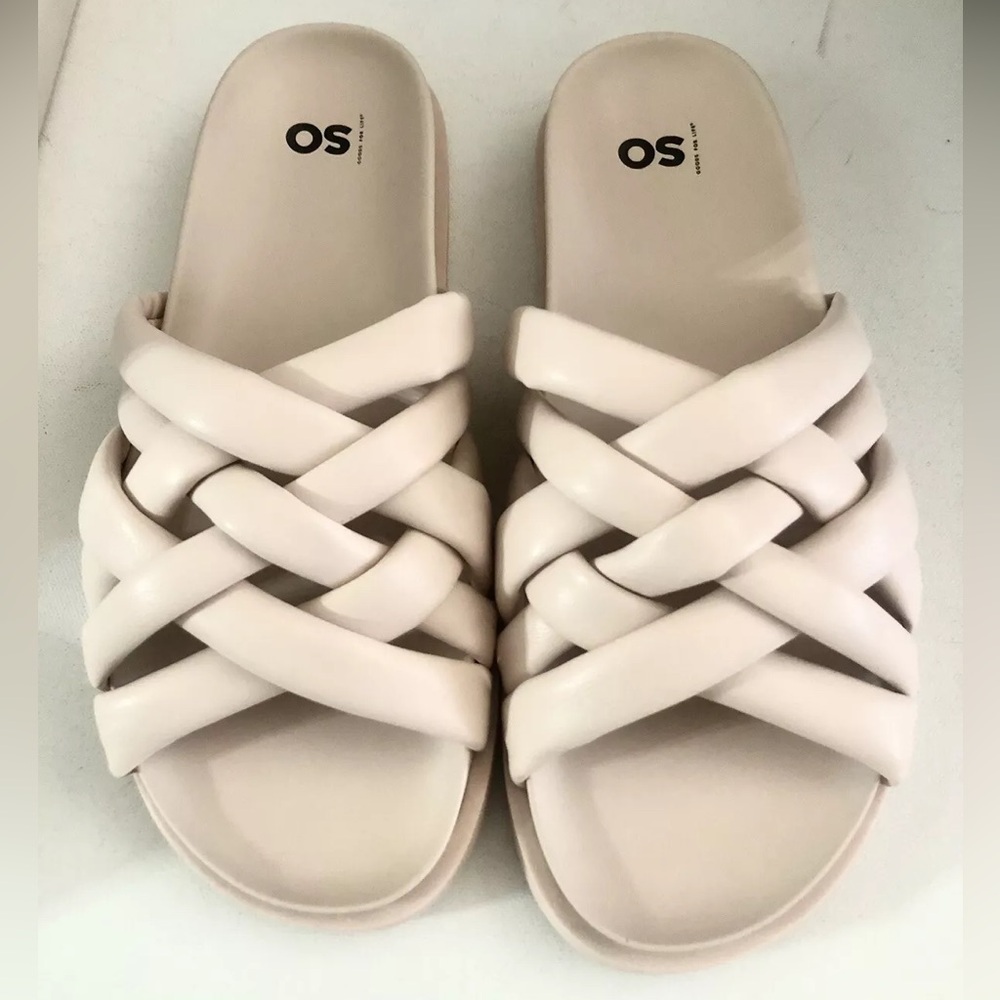 SO Luciann Women’s Woven Puffy Slide Sandals Blush Color Size 8.5M NIB